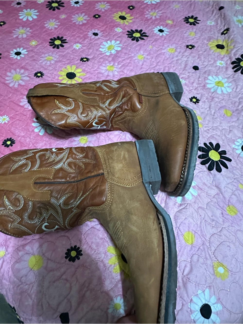 Buffalo David Bitton Brown Tan Western Cowboy Boots with Embroidered Shaft
